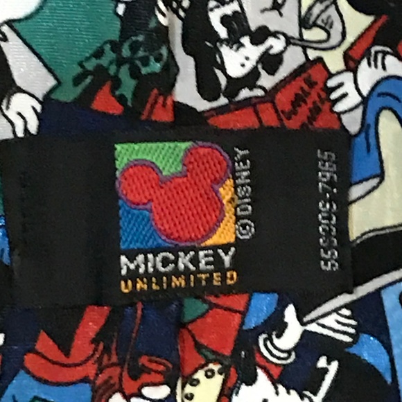 Men's "Goofy" tie from Mickey Unlimited - Picture 3 of 3